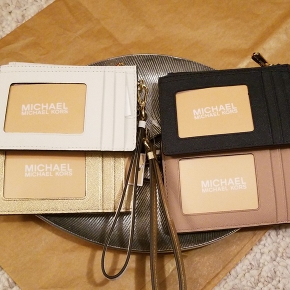 Michael Kors wallet - Picture 2 of 3
